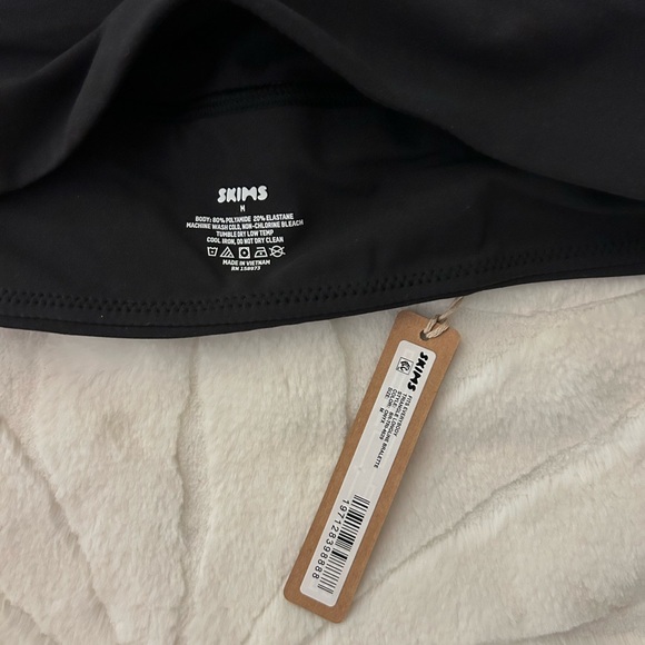 Skims Fits Everybody Triangle Longline Bralette Onyx NWT - Picture 6 of 6